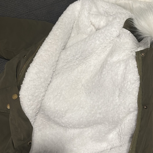 Green jacket - Picture 8 of 8